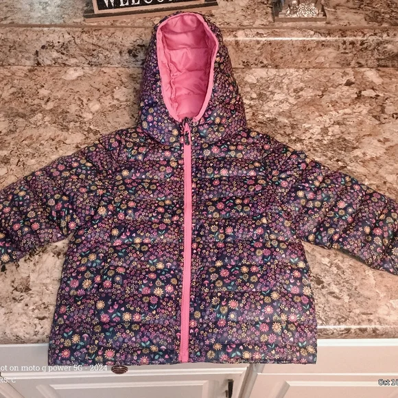 Jumping Beans Floral Puffer Jacket - Pink and Purple 5t - Picture 1 of 5